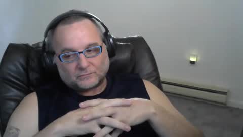 Kel online show from 09/24/25, 05:05