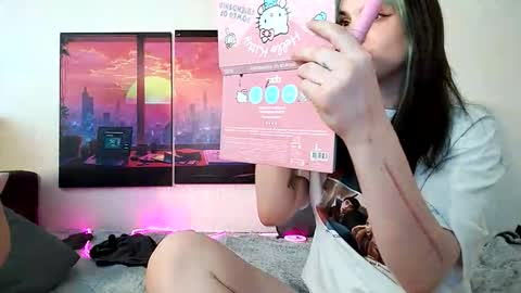 Sam and Jen online show from 10/24/25, 04:09