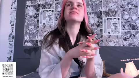 Sam and Jen online show from 05/18/26, 03:02