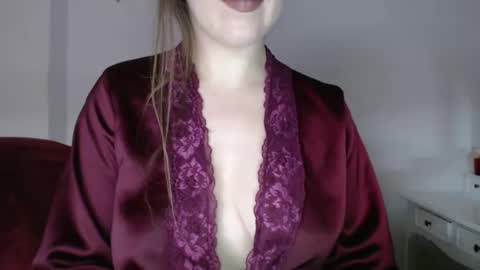 Snapshot of immouss chatting on 12/09/24, 09:37 Pola online show from 12/09/24, 09:37