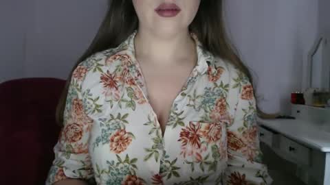 Snapshot of immouss chatting on 01/06/25, 10:46 Pola online show from 01/06/25, 10:46