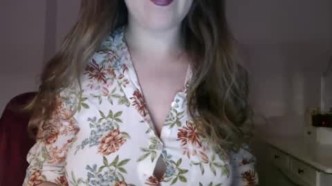 Snapshot of immouss chatting on 02/04/25, 10:02 Pola online show from 02/04/25, 10:02