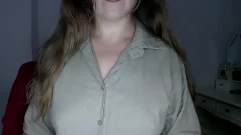 Snapshot of immouss chatting on 09/13/25, 10:09 Pola online show from 09/13/25, 10:09