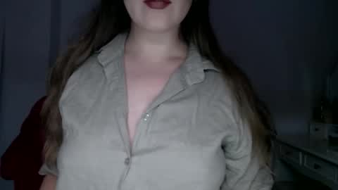 Snapshot of immouss chatting on 10/16/25, 09:05 Pola online show from 10/16/25, 09:05