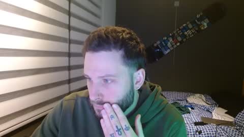 Snapshot of immumu chatting on 12/21/24, 04:36 immumu online show from 12/21/24, 04:36