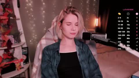 Mia online show from 11/10/25, 08:35