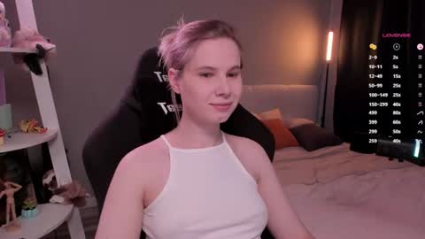 Mia online show from 07/03/26, 10:10