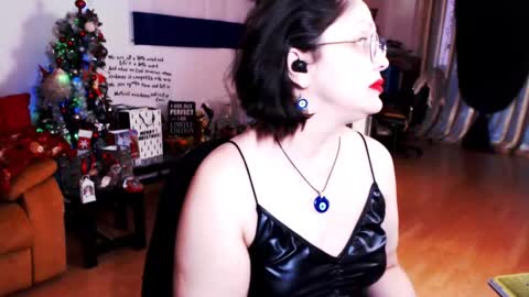 Empress online show from 12/13/24, 05:49