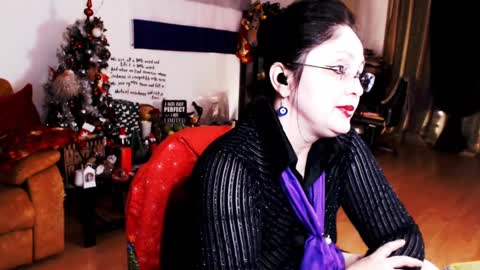 Empress online show from 01/09/25, 04:49