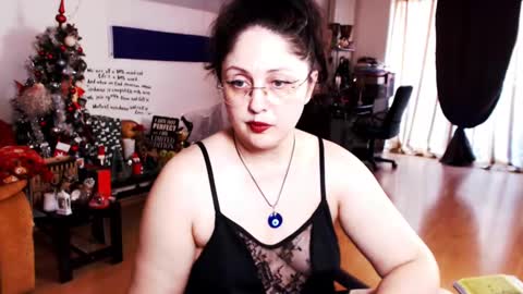 Empress online show from 01/26/25, 01:47