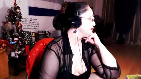 Empress online show from 02/03/25, 09:50