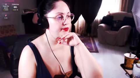 Empress online show from 09/09/25, 06:24