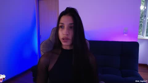 TAYLOR  online show from 10/24/25, 08:38