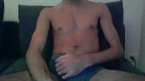 Snapshot of imustwork chatting on 09/28/25, 01:27 imustwork online show from 09/28/25, 01:27