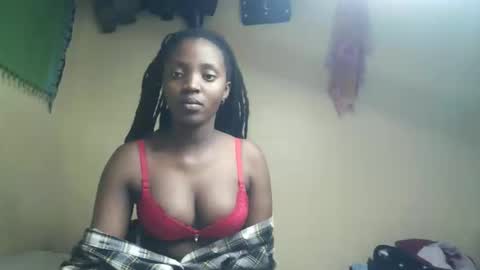 Snapshot of imyour_girl chatting on 10/12/25, 08:52 Im sonny online show from 10/12/25, 08:52