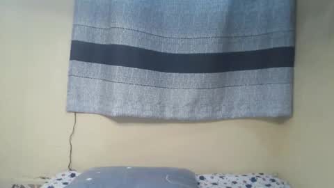 Snapshot of imyour_girl chatting on 11/03/25, 11:33 Im sonny online show from 11/03/25, 11:33