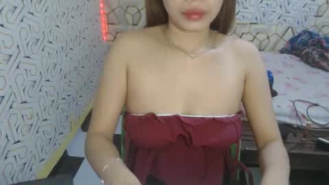 Im sad because im lonely wish help me here online show from 03/11/26, 04:18