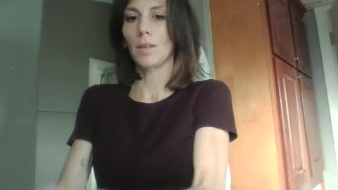 in_this_moment_ online show from 12/04/25, 11:24