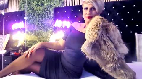 inanna_ishtar1 online show from 10/07/25, 09:50