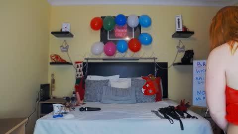 inannalove online show from 12/21/24, 08:21