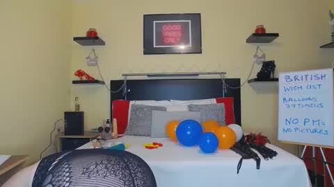 inannalove online show from 02/25/25, 08:19