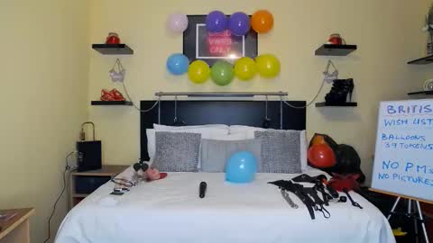 Snapshot of inannalove chatting on 11/24/25, 10:26 inannalove online show from 11/24/25, 10:26