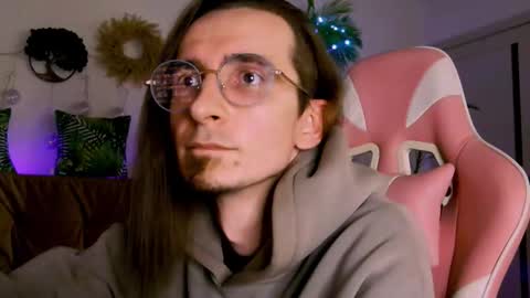 incandenza_ online show from 09/17/25, 10:11