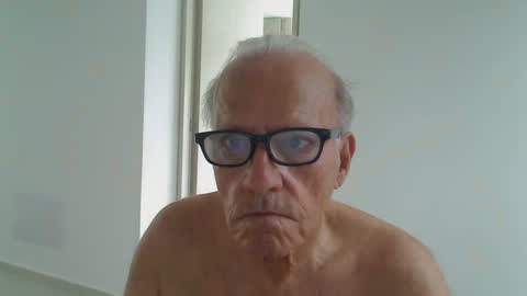 incendiado online show from 10/12/25, 01:21