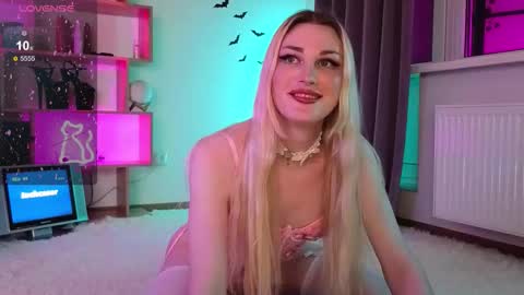  Dina  Help me reach 100 likes  online show from 11/29/25, 09:29