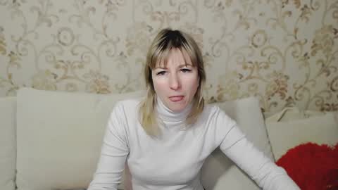 incredible_ariela online show from 12/17/24, 10:23