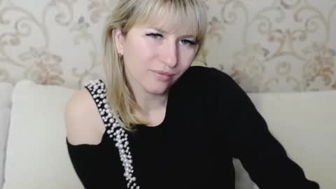 incredible_ariela online show from 01/28/25, 02:31