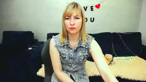 incredible_ariela online show from 03/26/26, 10:21
