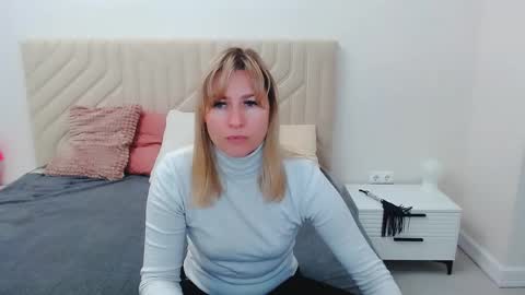 incredible_ariela online show from 05/31/26, 10:33