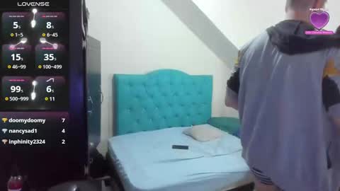 incubus_couple1 online show from 12/05/24, 01:28