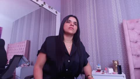 Indi Catalina online show from 01/20/25, 11:45