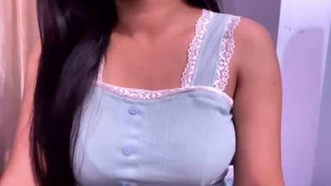 Snapshot of indian_dollneenu chatting on 06/04/26, 10:43 indain dollmeenu online show from 06/04/26, 10:43