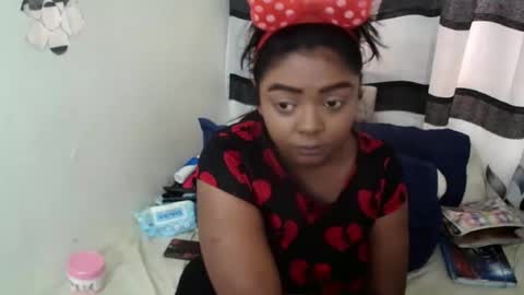 Snapshot of indian_firexx chatting on 11/08/25, 06:13 Tanya online show from 11/08/25, 06:13