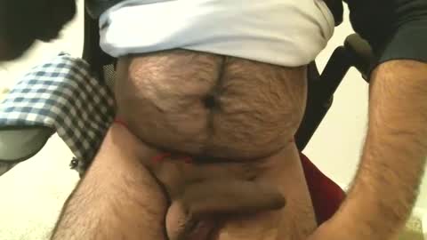 Snapshot of indian_guy_hyd chatting on 12/17/24, 05:18 kumar online show from 12/17/24, 05:18