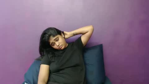 Melz online show from 03/12/25, 01:19