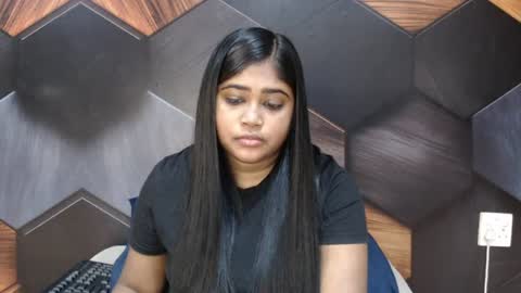 Melz online show from 06/12/26, 06:45