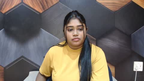 Melz online show from 06/17/26, 07:00