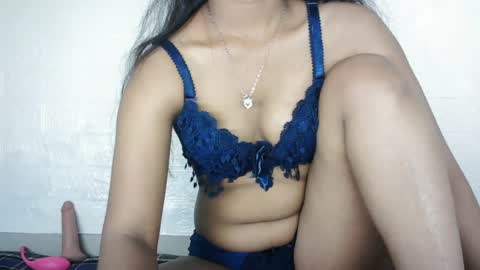 Saanu online show from 06/12/26, 03:27