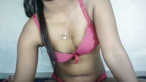 Saanu online show from 06/30/26, 04:02