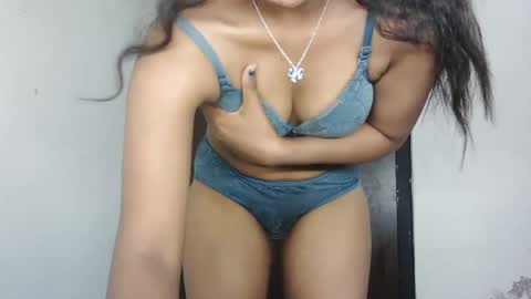 Saanu online show from 07/23/26, 05:44