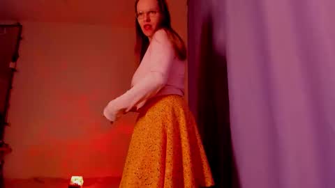 Snapshot of indian_summer_ chatting on 11/21/25, 06:39 Melissa No Baby or bb sexy etc... online show from 11/21/25, 06:39