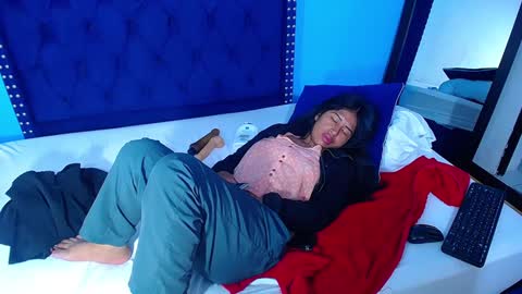 indian_whore18 online show from 01/10/25, 10:06