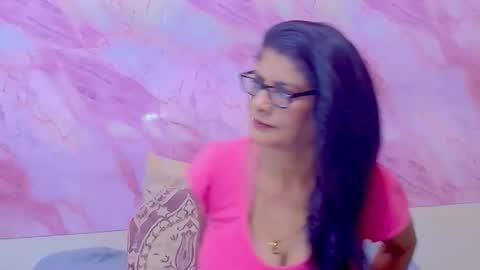 Femiez online show from 11/01/25, 05:20