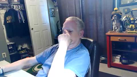 Papa online show from 05/10/26, 11:10