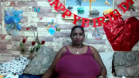 Snapshot of indianblue3 chatting on 01/27/25, 05:48 tracy online show from 01/27/25, 05:48