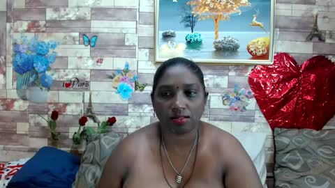 Snapshot of indianblue3 chatting on 02/04/25, 07:40 tracy online show from 02/04/25, 07:40